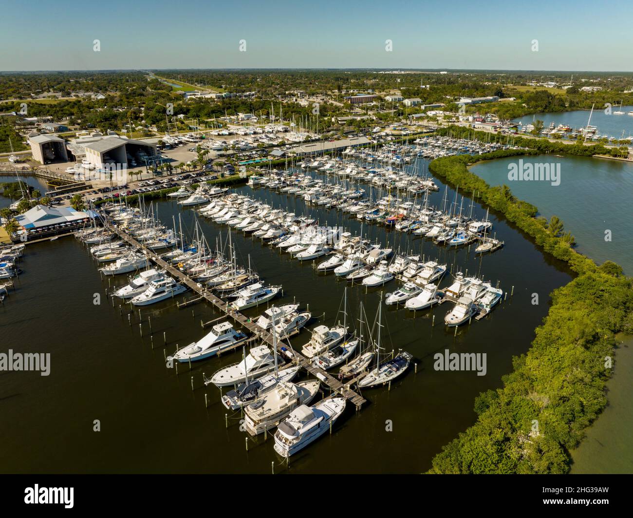 Harbortown marina hi-res stock photography and images - Alamy, image size:1300x1063