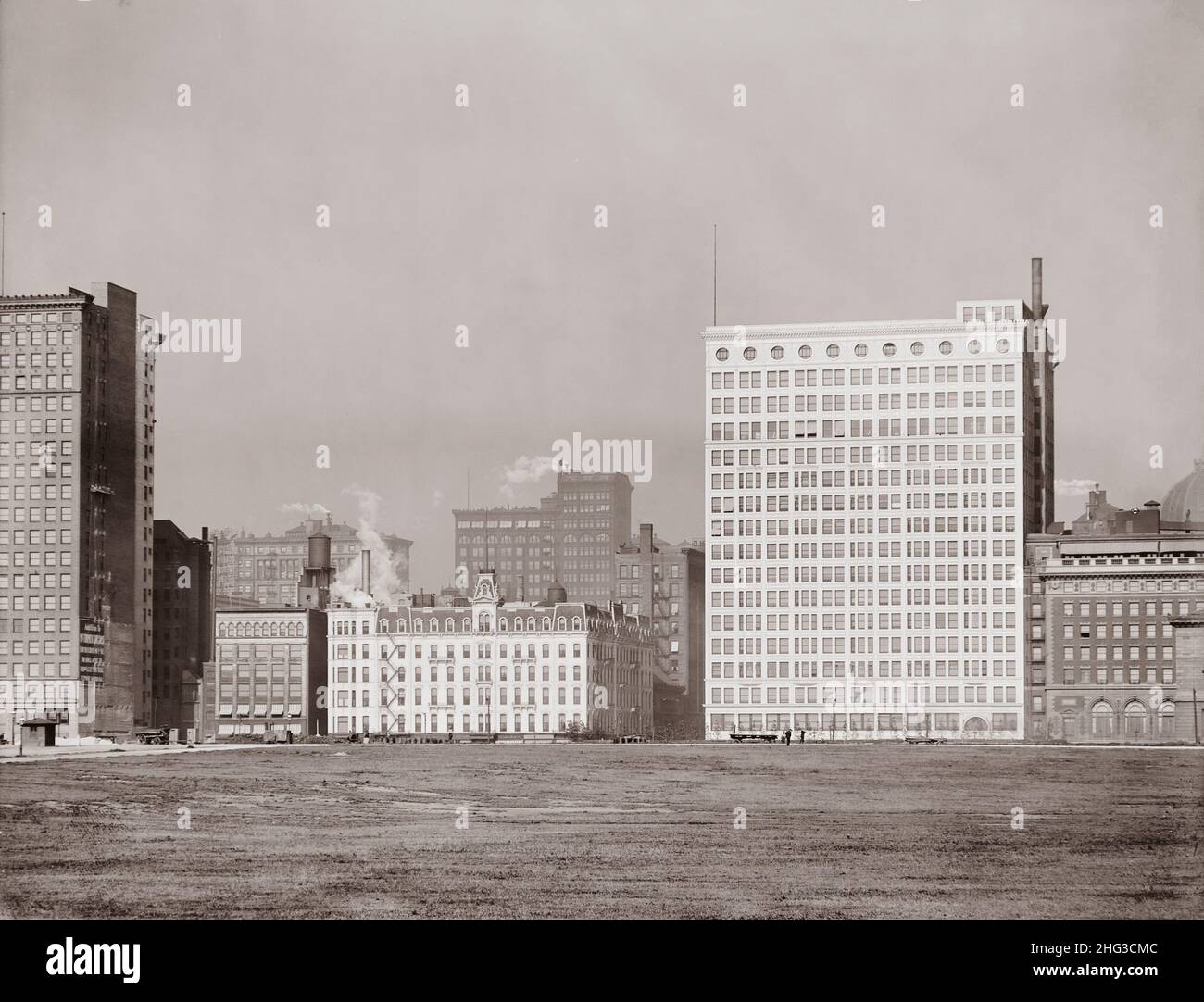 Vintage photo Chicago skyline from lake front. USA. 1911 Stock Photo