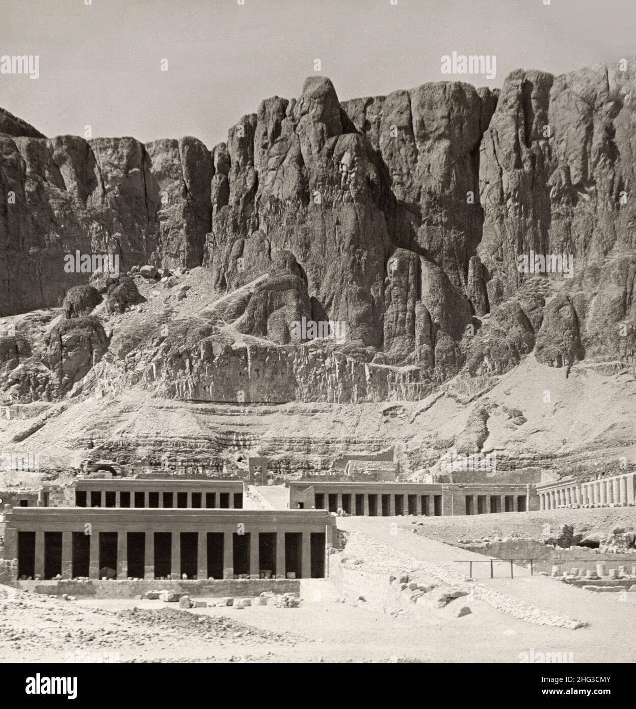 Temple of Der el Barhi, Thebes, Egypt. 1908 Stock Photo