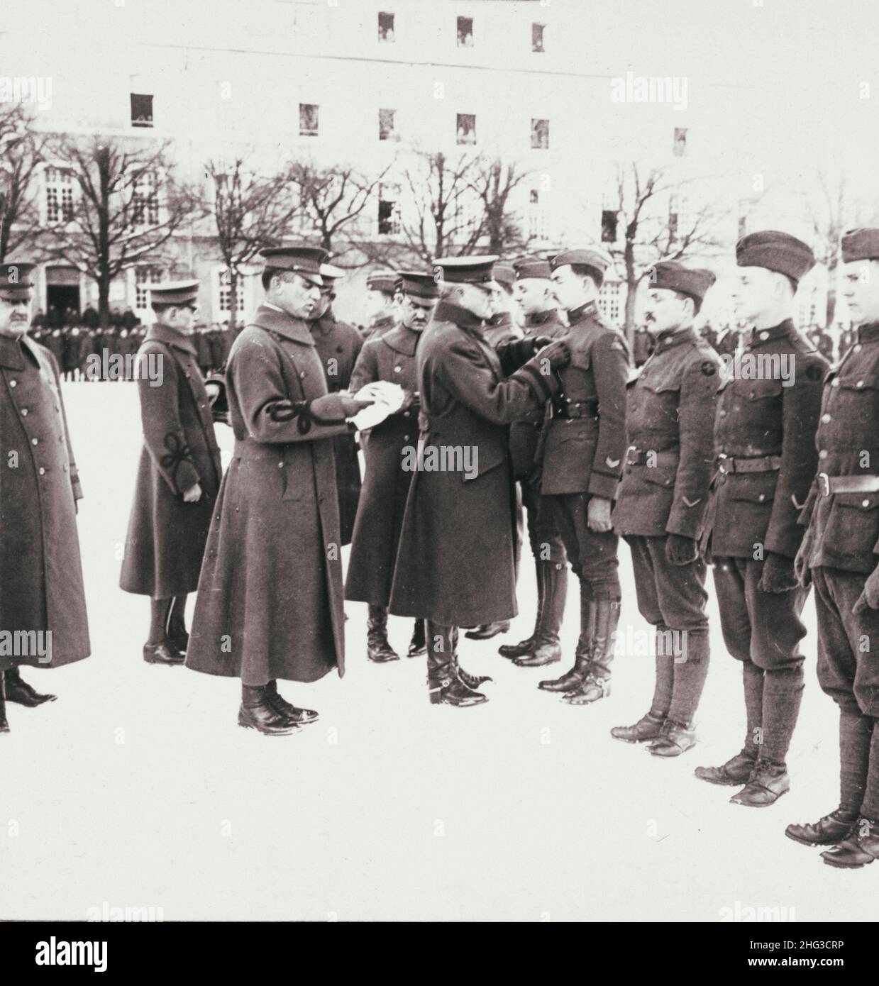 General Pershing awarding Congressional medals to brave American boys, Chaumont, France. 1917-1918 Stock Photo
