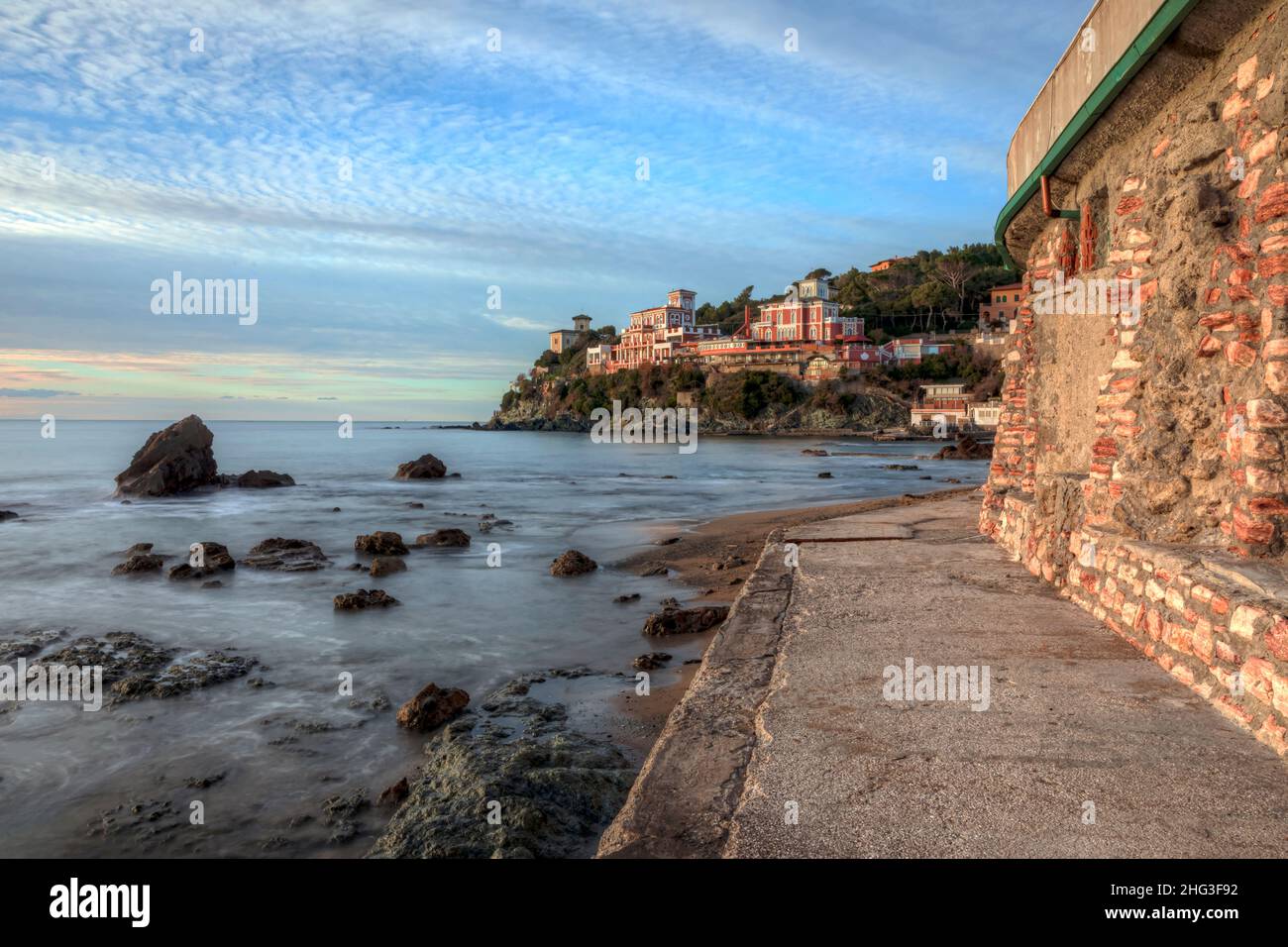 Quercetano bay hi-res stock photography and images - Alamy