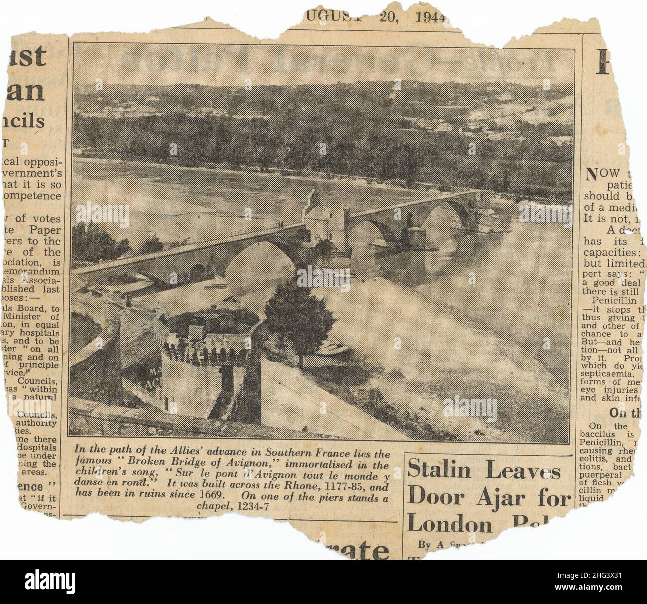 Torn out British newspaper cutting from August 1944 showing ancient bridge at Avignon, France, in path of advancing troops during World War 2. Stock Photo
