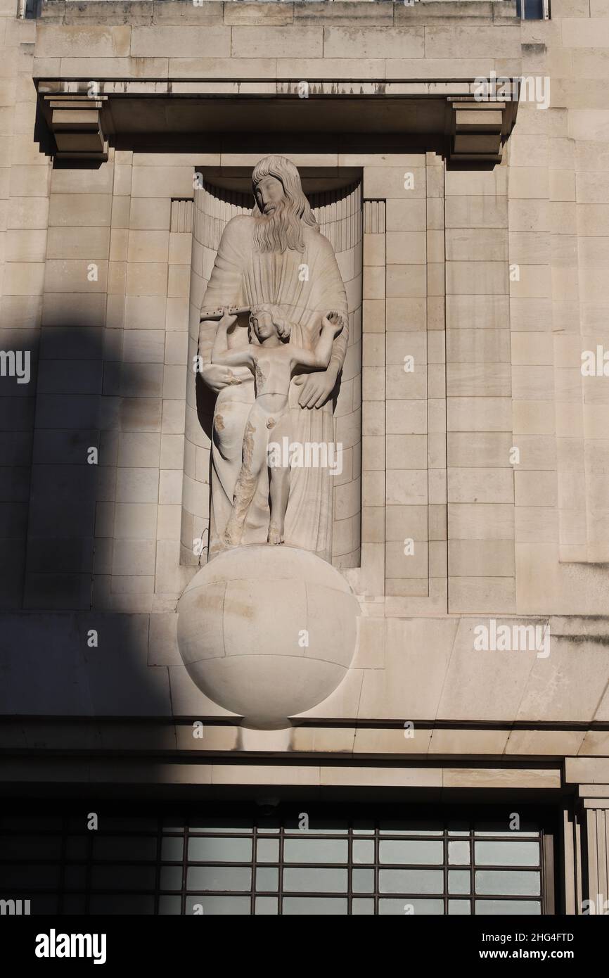 BBC Broadcasting House in Portland Place.  Photos taken shortly after the Prospero and Ariel statue by Eric Gill was vandalised Stock Photo