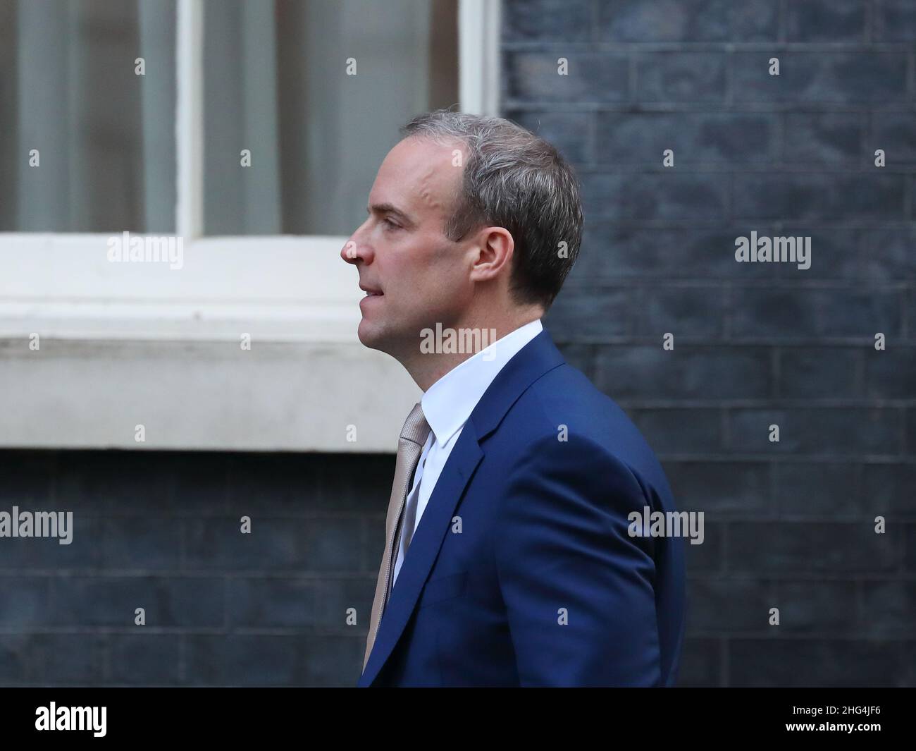 London, UK. 18th Jan, 2022. Deputy Prime Minister Dominic Raab arrives for the weekly Cabinet Meeting at No 10 Downing Street. Credit: Uwe Deffner/Alamy Live News Stock Photo