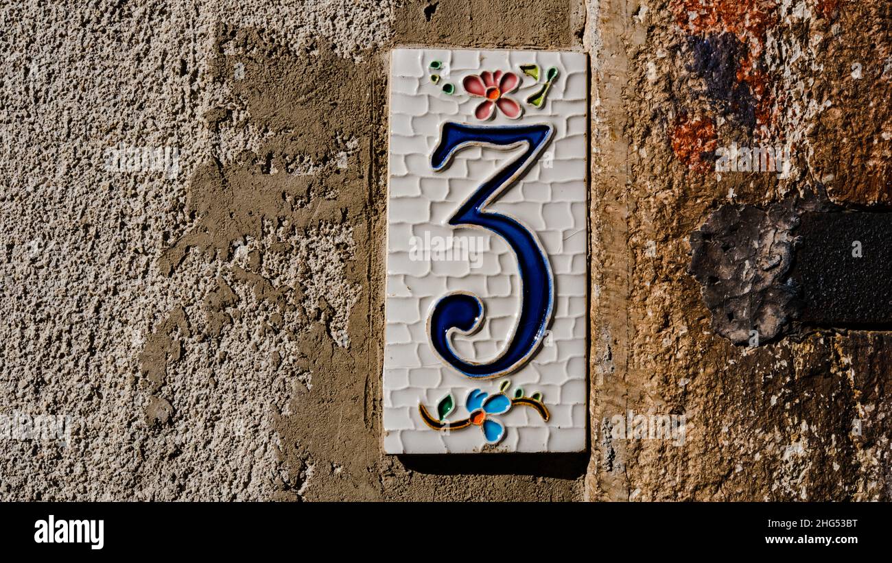 House number 14 hi-res stock photography and images - Alamy