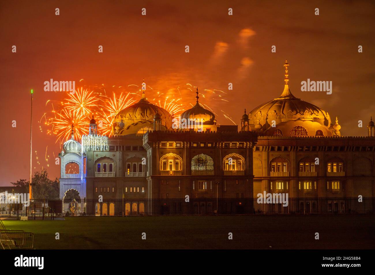 Fireworks behind the Siri Guru Nanak Darbar Gurdwara in Gravesend Kent Stock Photo