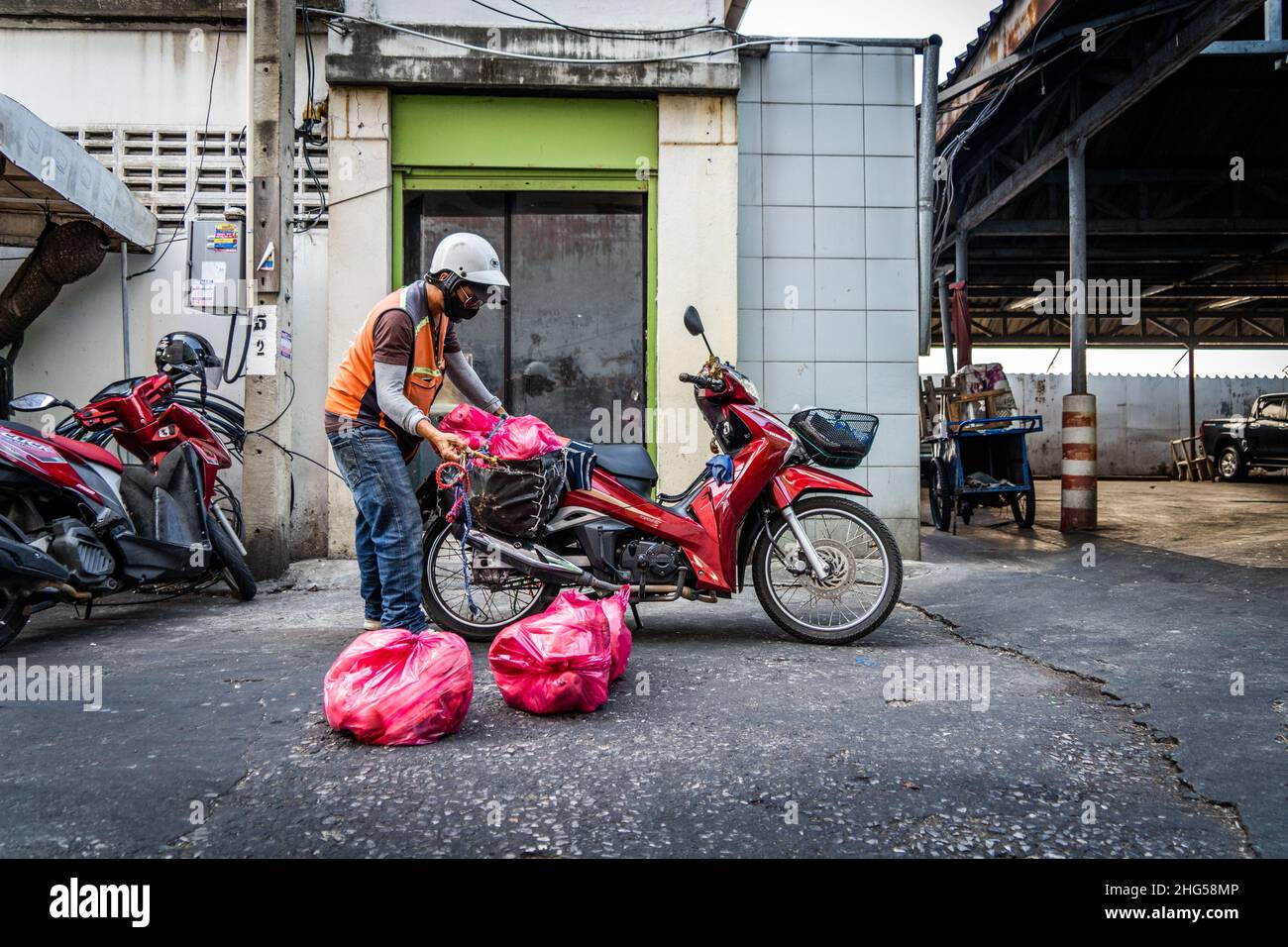 Bike wholesale market on sale
