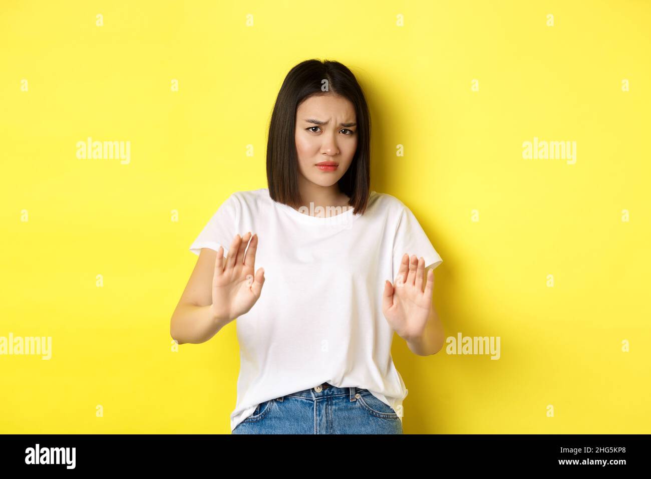 Female abuse vietnamese hi-res stock photography and images - Alamy