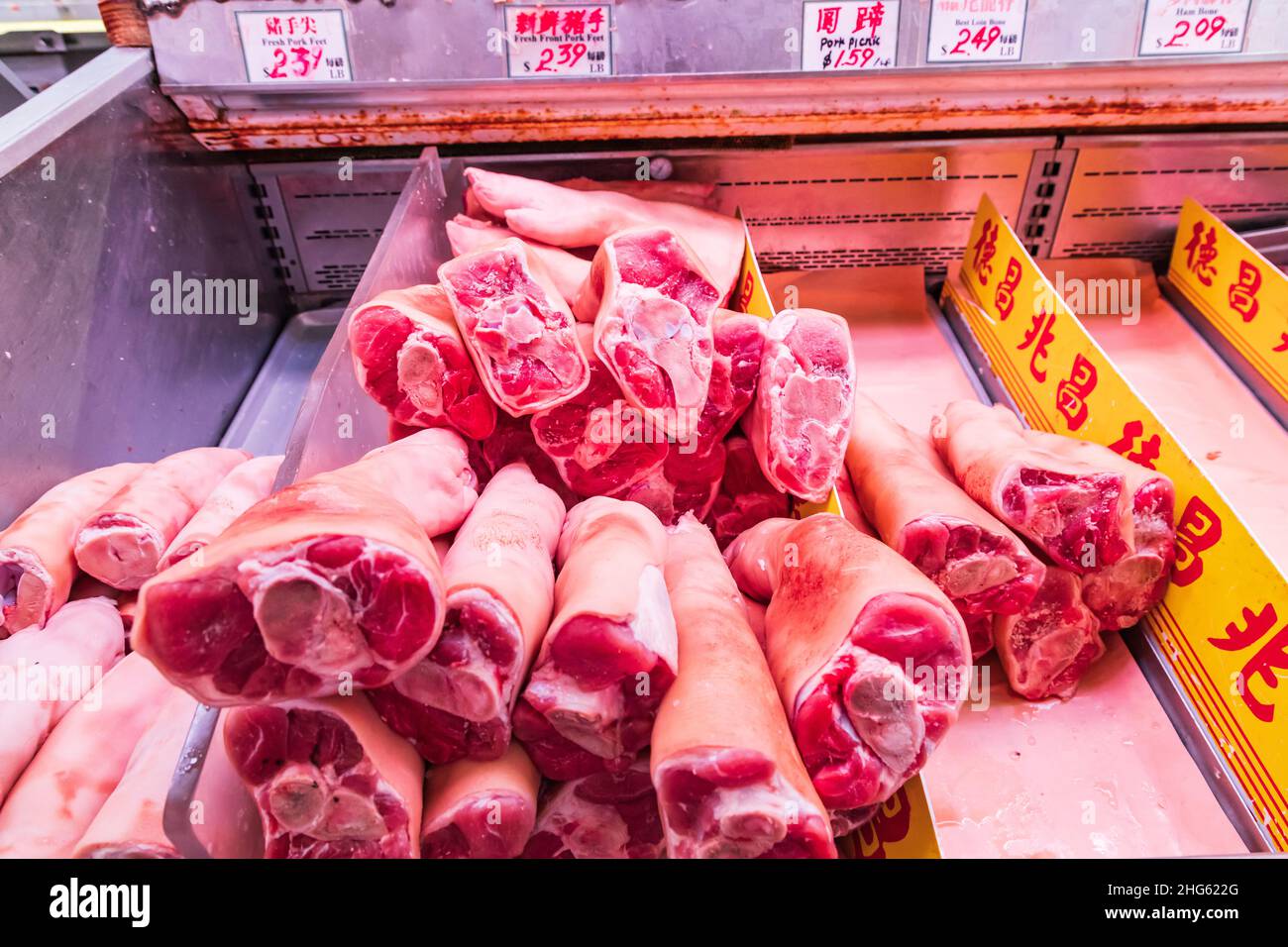 Where to buy pigs feet near me