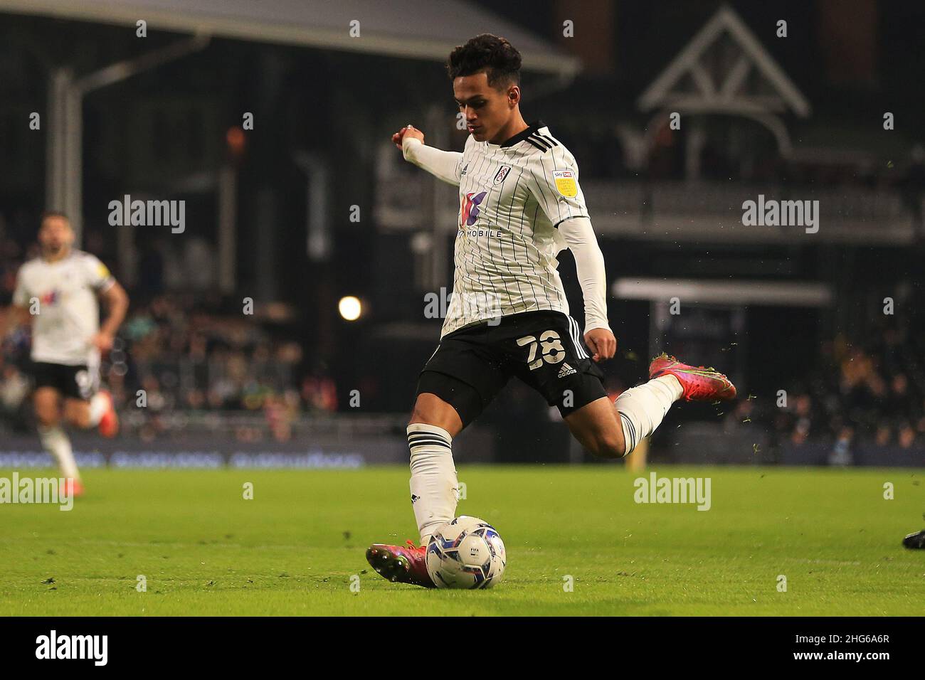 London, UK. 18th Jan, 2022. Fabio Carvalho of Fulham in action during the game. EFL Skybet Championship match, Fulham v Birmingham City at Craven Cottage in London on Tuesday 18th January 2022. this image may only be used for Editorial purposes. Editorial use only, license required for commercial use. No use in betting, games or a single club/league/player publications. pic by Steffan Bowen/Andrew Orchard sports photography/Alamy Live news Credit: Andrew Orchard sports photography/Alamy Live News Stock Photo