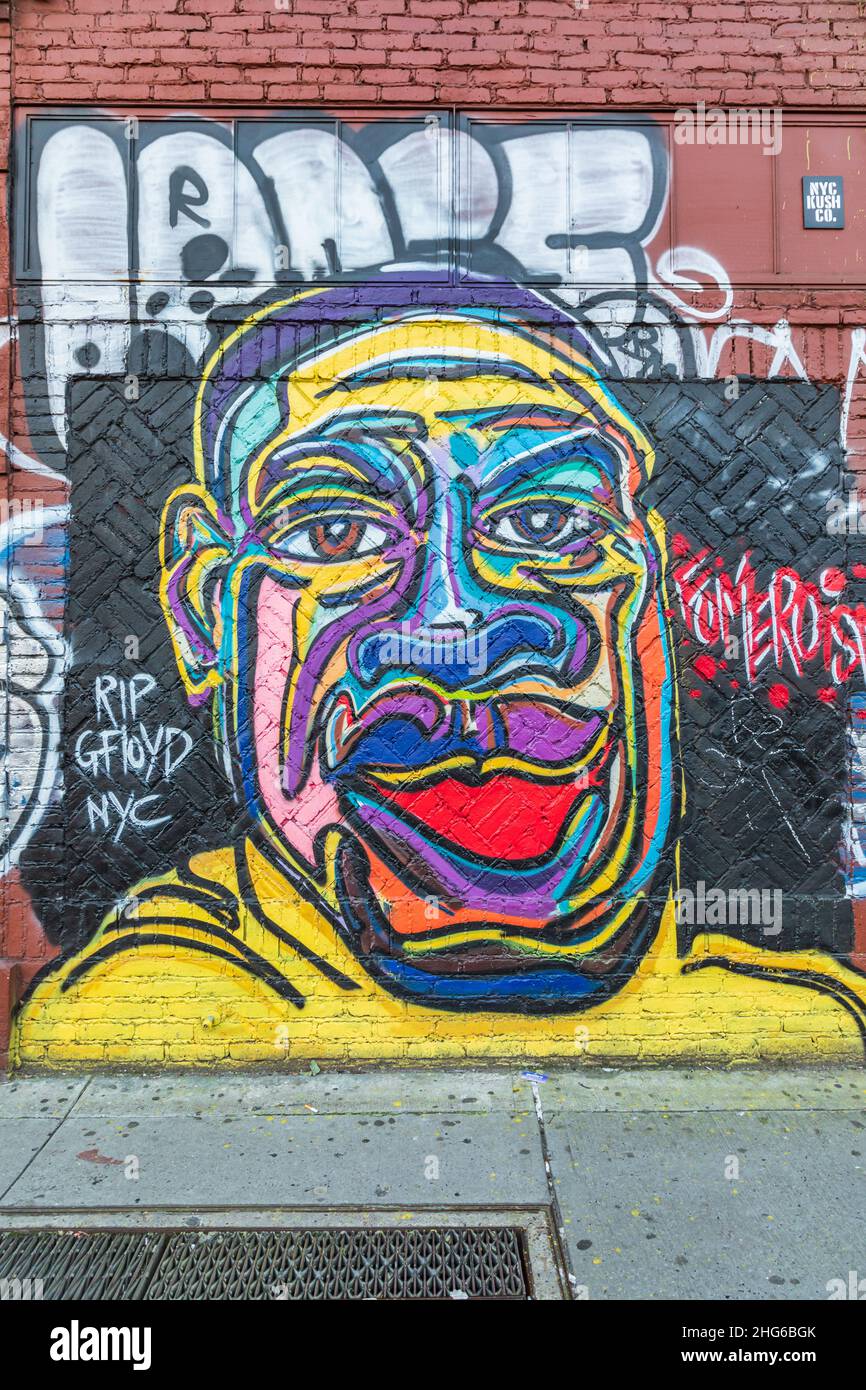 Manhattan, New York City, New York, USA. November 5, 2021. Colorful George Floyd mural by Fumero. Stock Photo