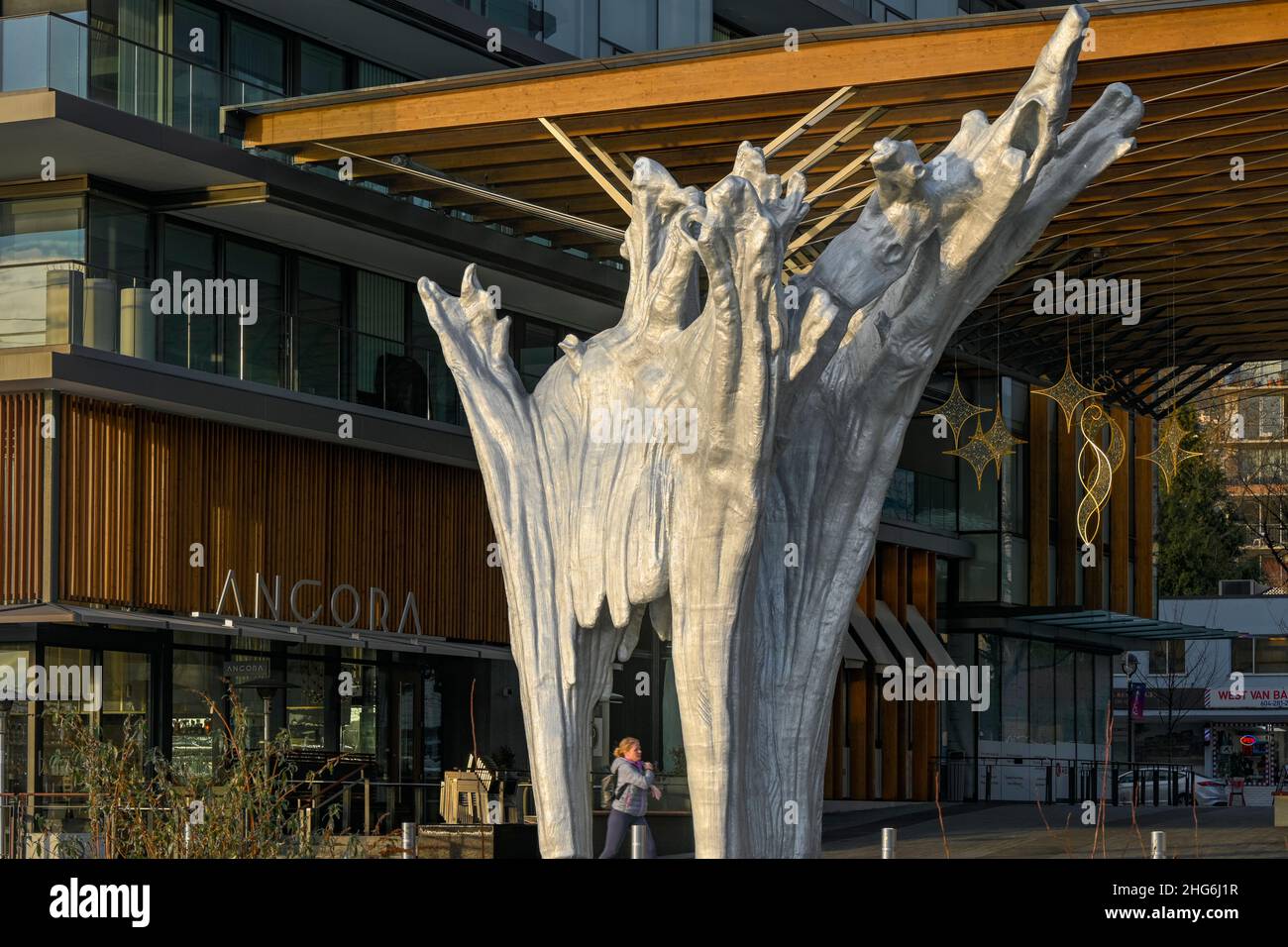 Tree Snag, public art, sculpture, by Douglas Coupland, Ambleside, West  Vancouver, British Columbia, Canada Stock Photo - Alamy