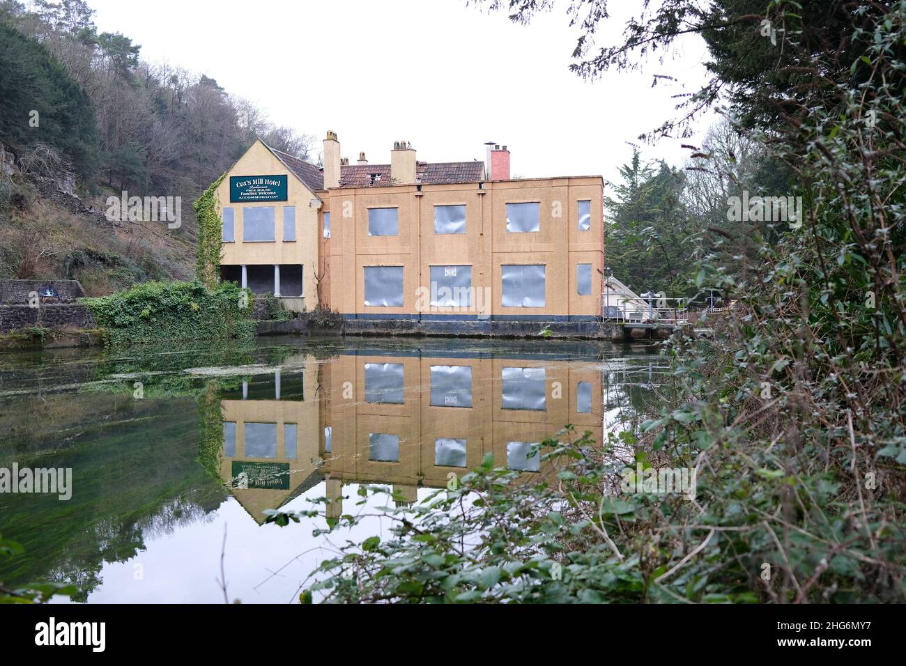 January 2022 - Cox's Mill hotel, now a crumbling shell in the village Cheddar, Somerset, England, UK. Stock Photo