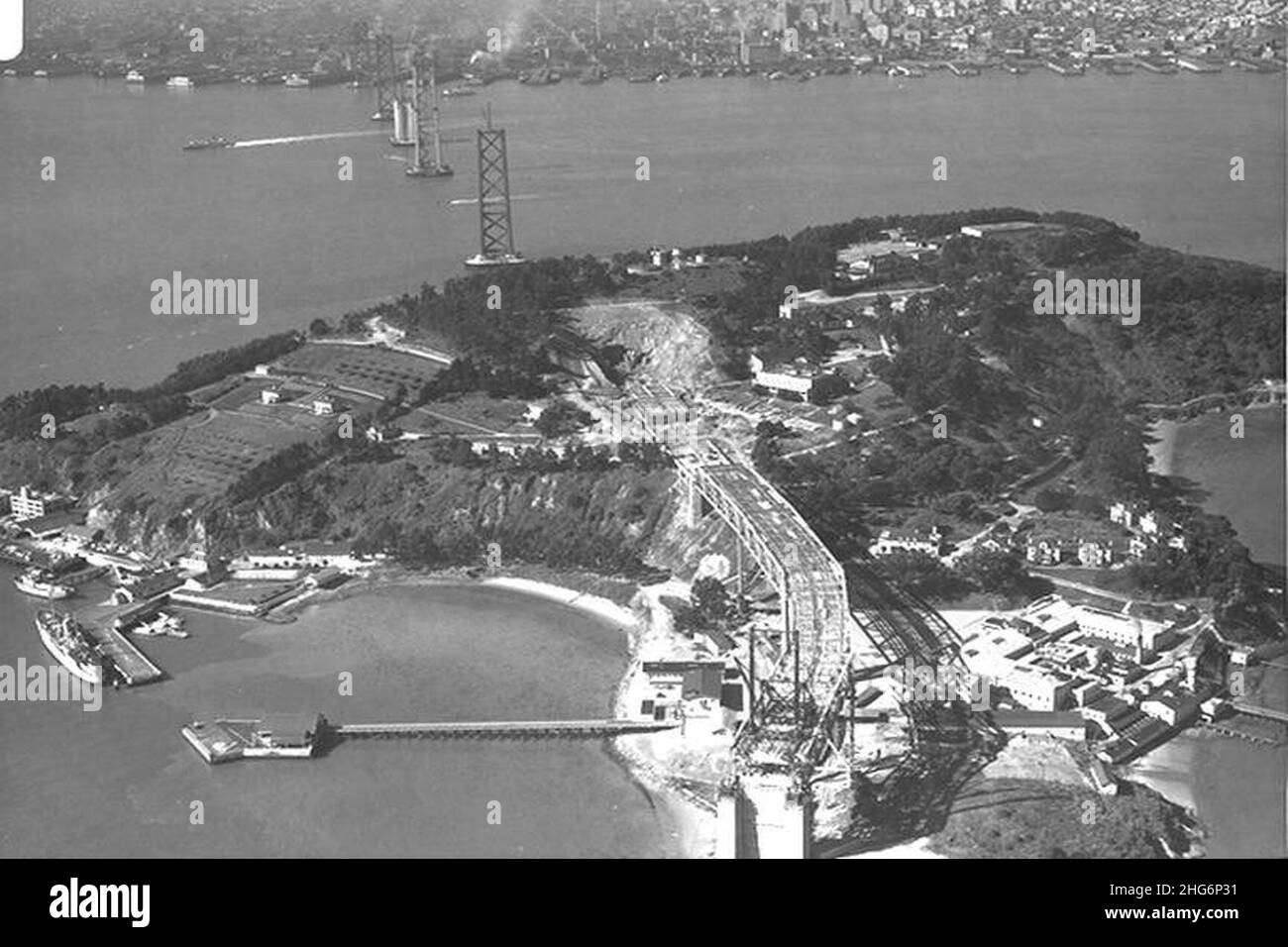 Oakland bay bridge Black and White Stock Photos & Images Alamy