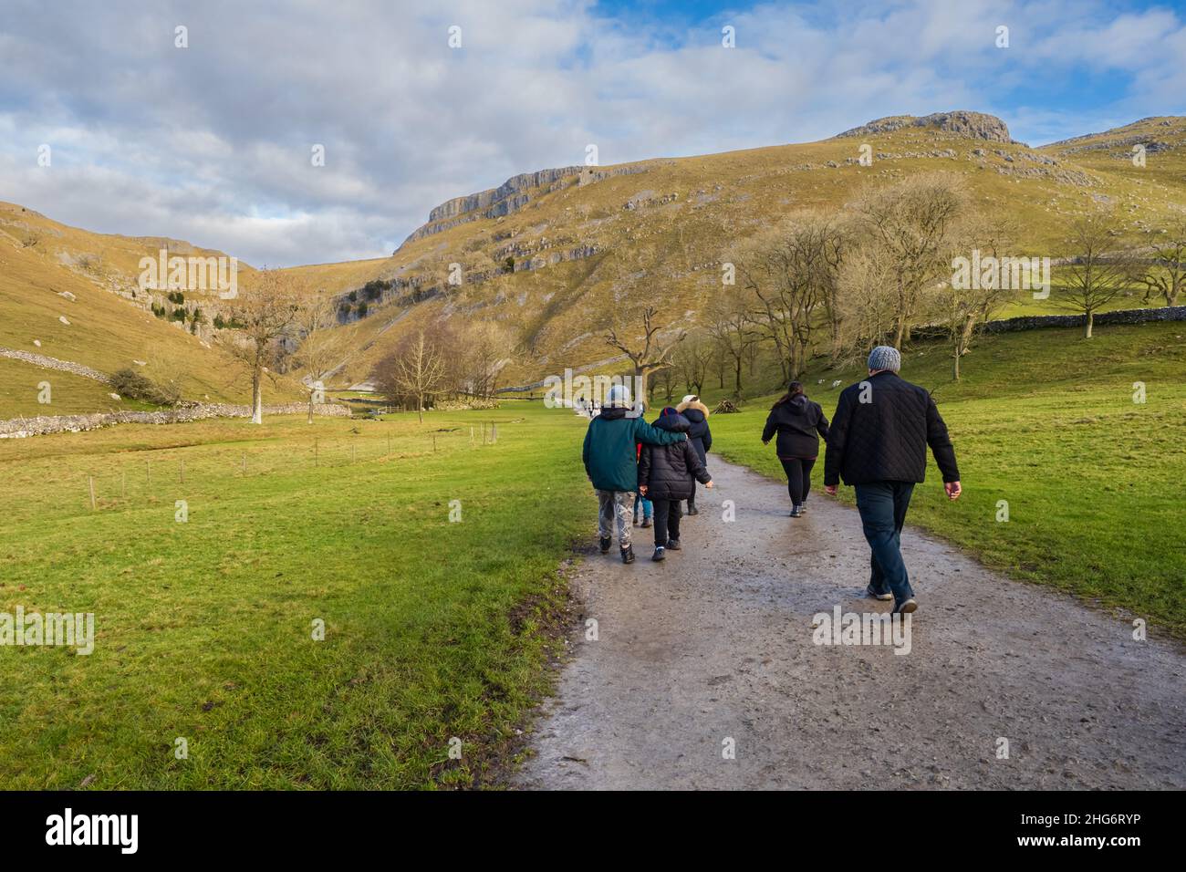 Limestone Ravines Gordale Scar is a limestone ravine 1 mile northeast of Malham, North ...