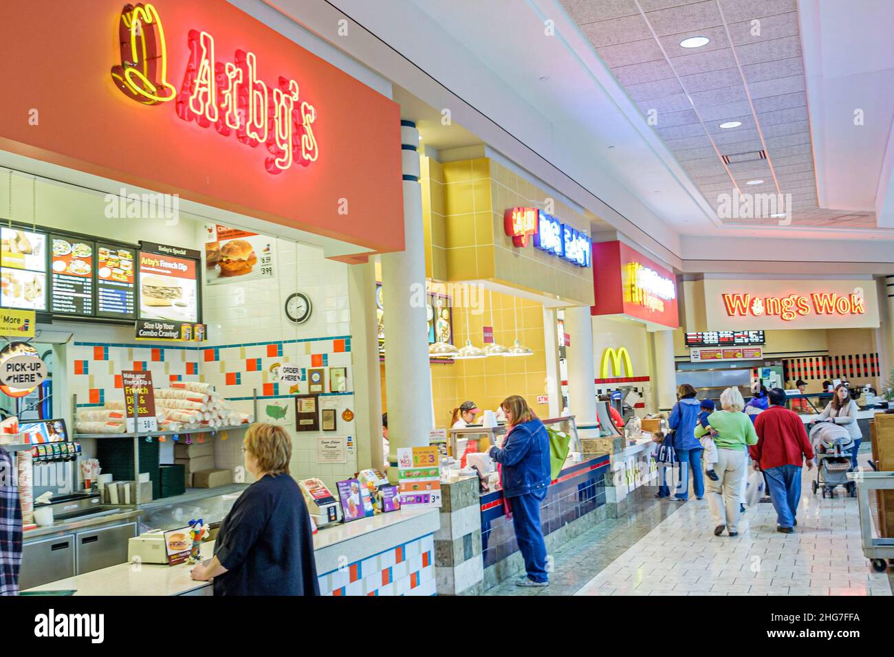 Wisconsin,WI,Waukesha County,Brookfield,Brookfield Square Mall,food court plaza,Arby's,fast food,WI061012103 Stock Photo