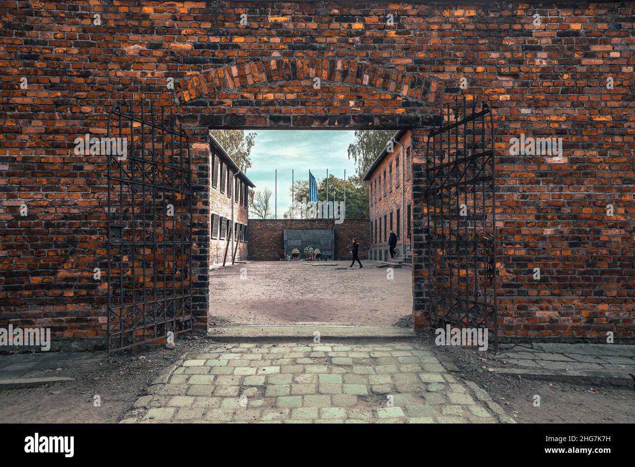 Execution wall courtyard, Auschwitz Birkenau Concentration Camp Poland Stock Photo