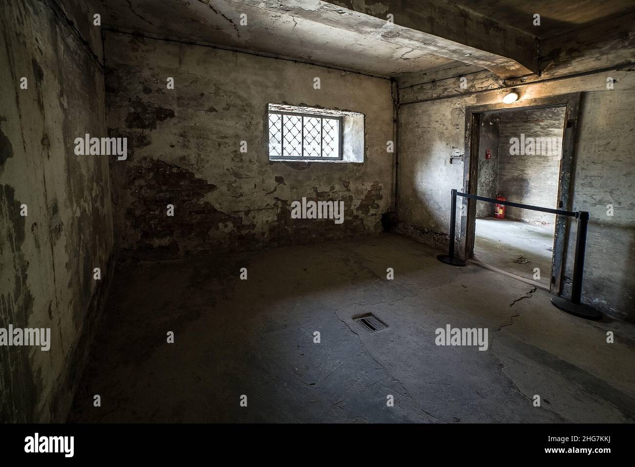 Jewish Gas Execution chamber, Auschwitz Birkenau Concentration Camp ...