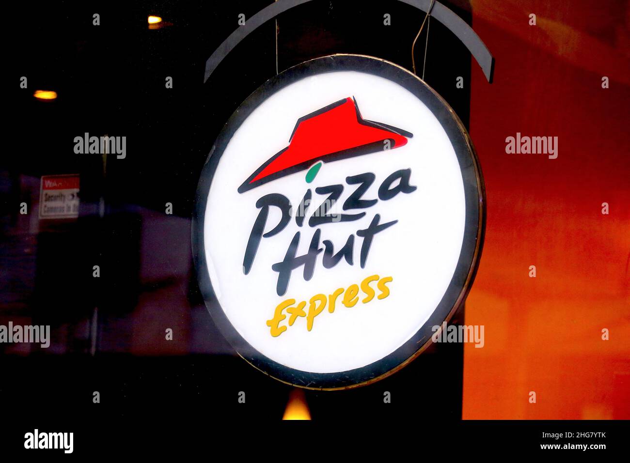 Pizza Hut brand logo on the street in New York City, NY, USA on January ...