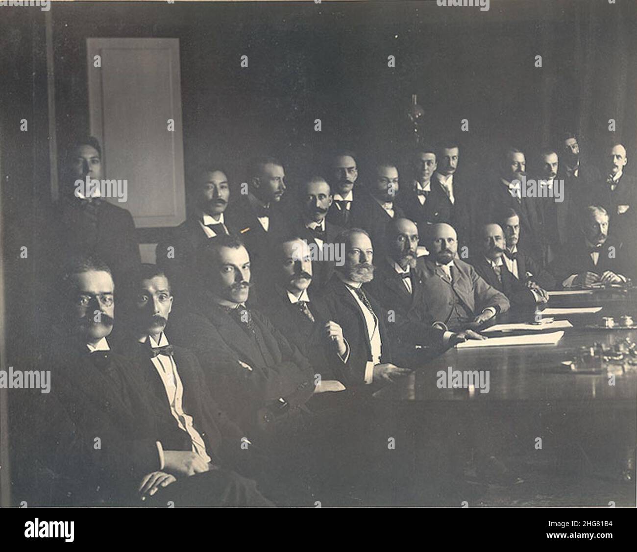 Signing of Boxer Protocol at Peking, 1901 (western side Stock Photo Alamy