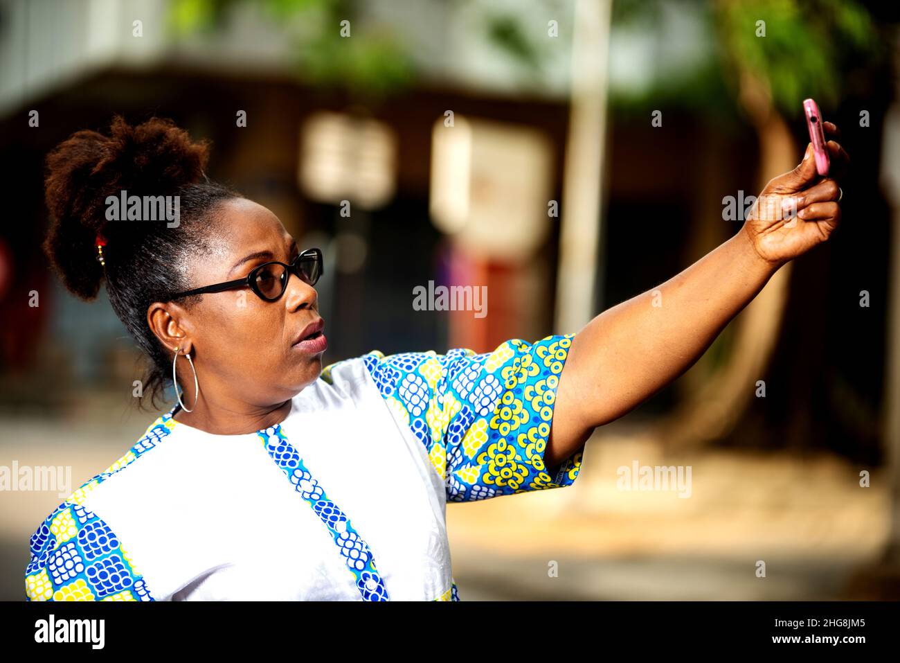 Video two beautiful women using hi-res stock photography and images - Alamy