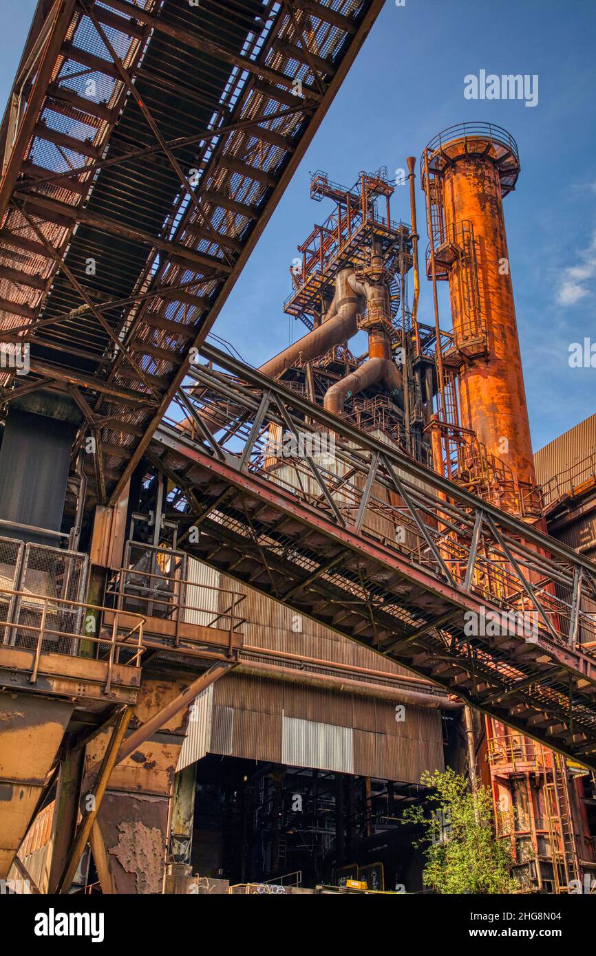 Stahlwerk und Hochofen Stock Photo - Alamy