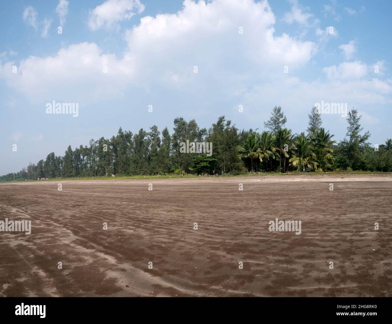 Revdanda beach hi-res stock photography and images - Alamy