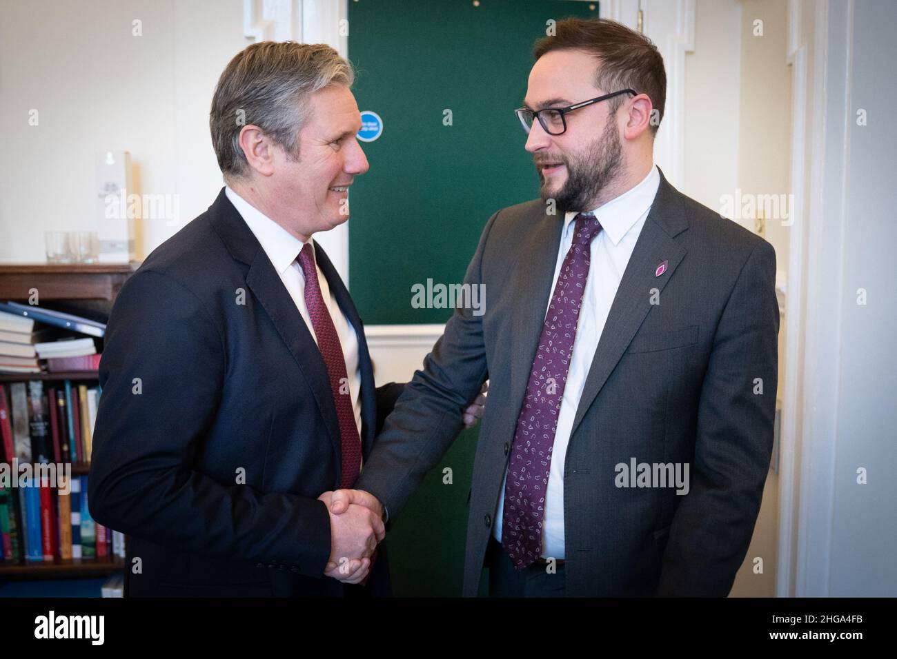 Labour leader Sir Keir Starmer with Bury South MP Christian Wakeford, who has defected from the Conservatives to Labour, in his office in the Houses of Parliament, Westminster. Picture date: Wednesday January 19, 2022. Stock Photo