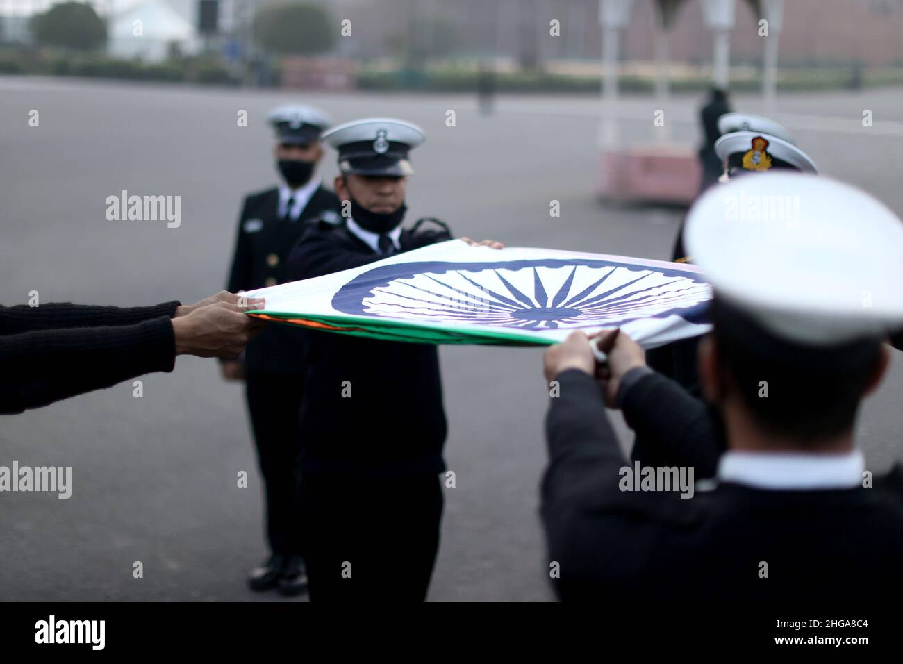 New Delhi, New Delhi, India. 19th Jan, 2022. Indian soldiers prepare to fold the national flag during a rehearsal for the ''Beating Retreat'' ceremony. (Credit Image: © Karma Sonam Bhutia/ZUMA Press Wire) Stock Photo