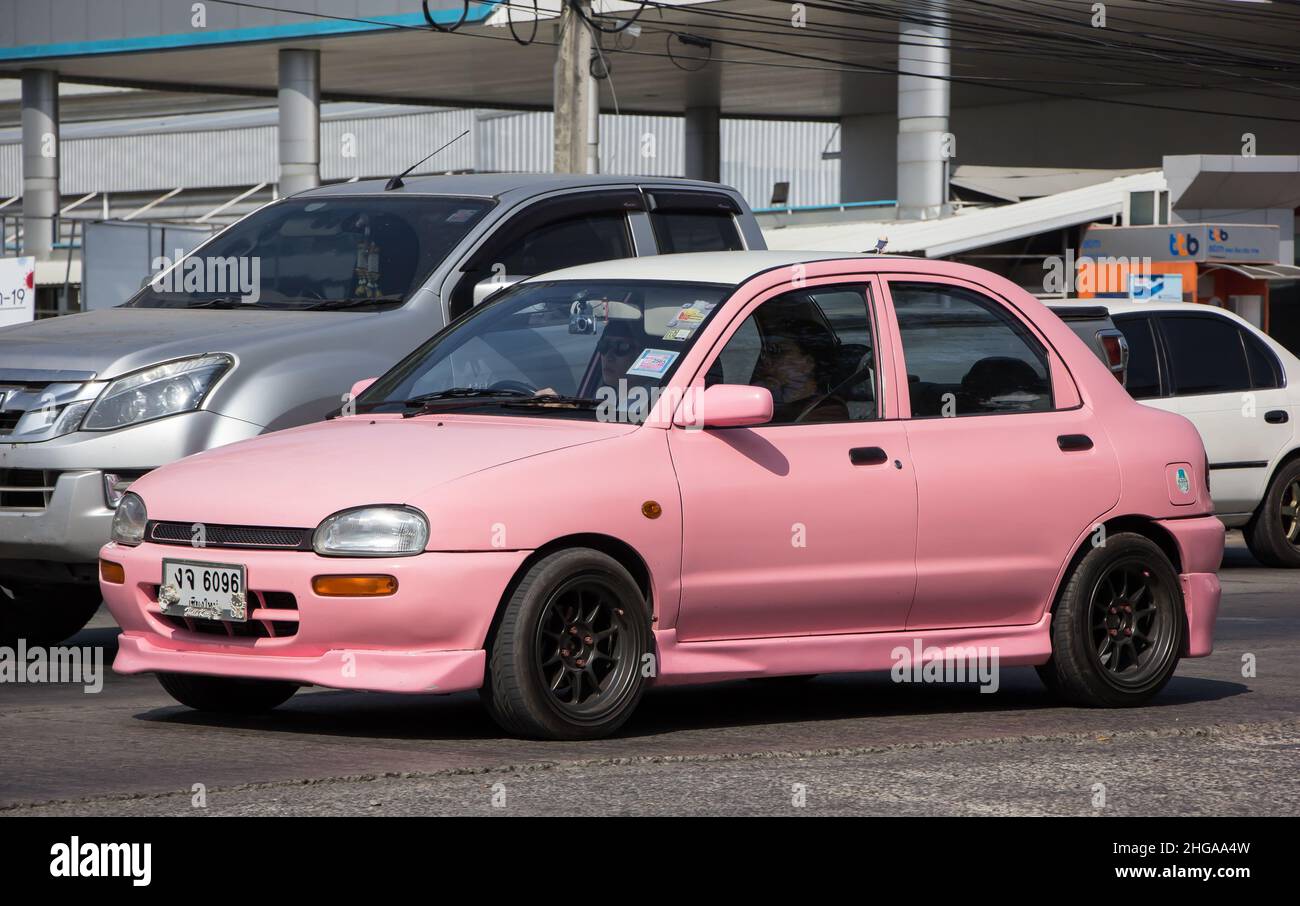 Пара ништяков для ракеты - Mazda 121 III, 1,3 л, 1993 года стайлинг DRIVE2