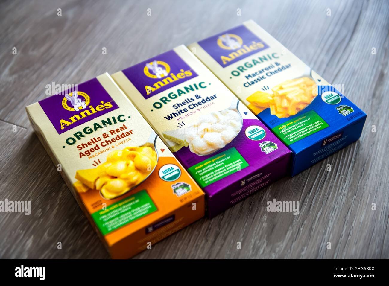 Naples, USA - September 20, 2021: Annie's brand sign closeup of packaged healthy organic mac and cheese macaroni pasta with aged and white cheddar var Stock Photo