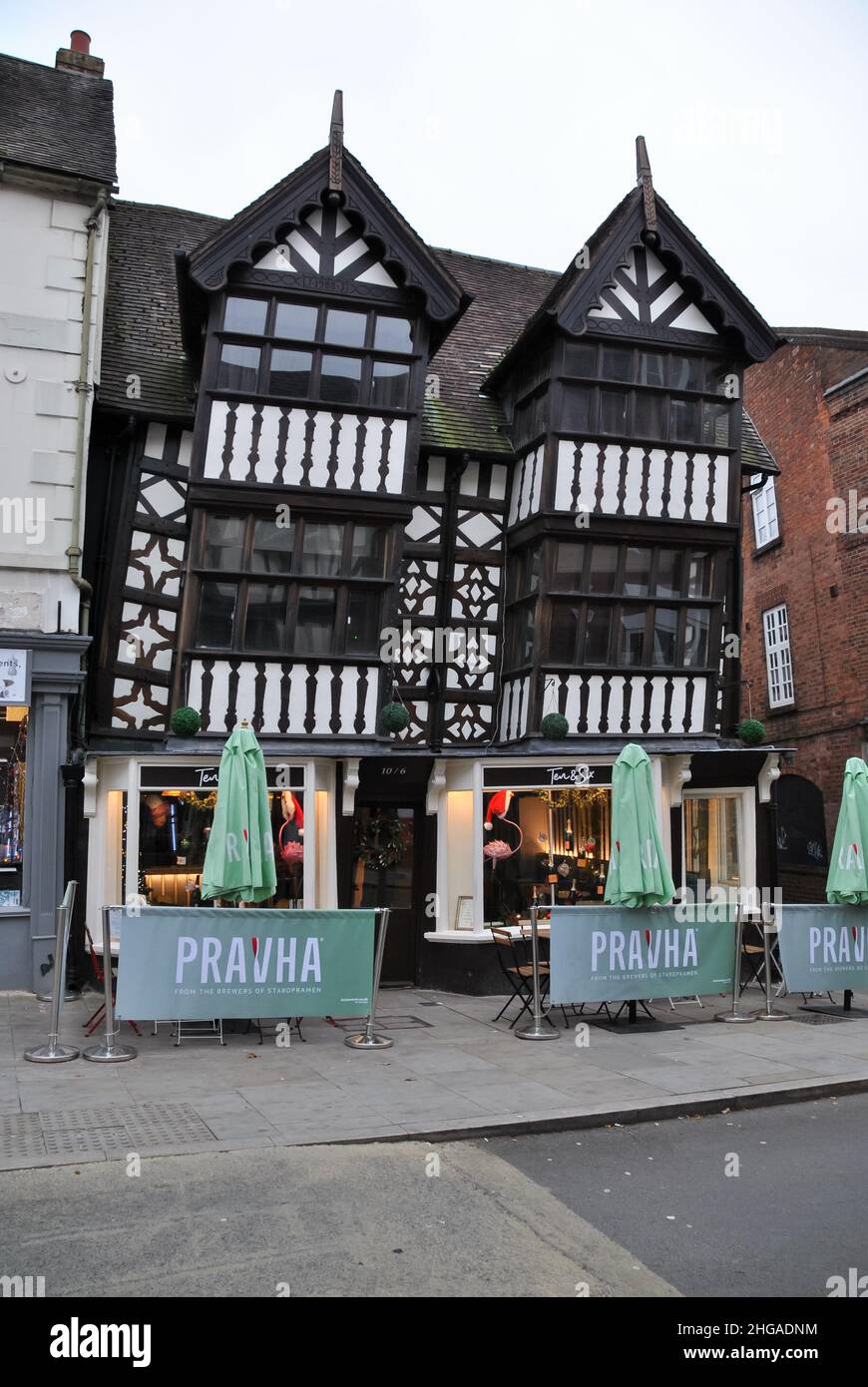 Crooked house in Mardol, Shrewsbury Stock Photo Alamy