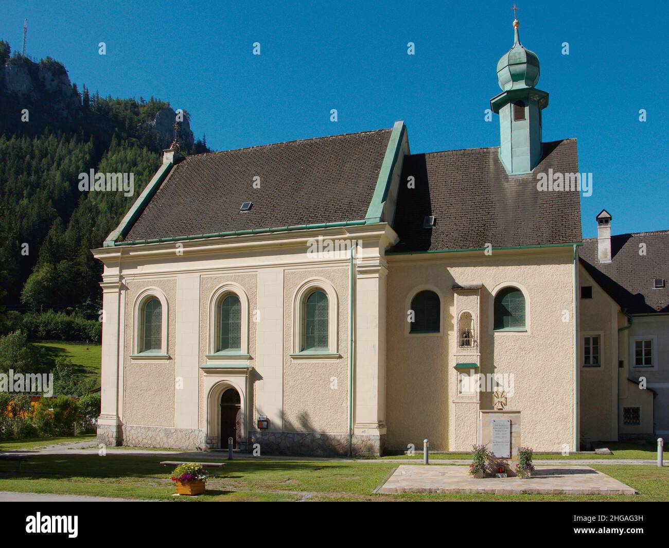 Church in Mürzsteg in Styria,Austria,Europe - 'To the fallen comrades in both world wars - The homeland hasn't you forgotten' Stock Photo