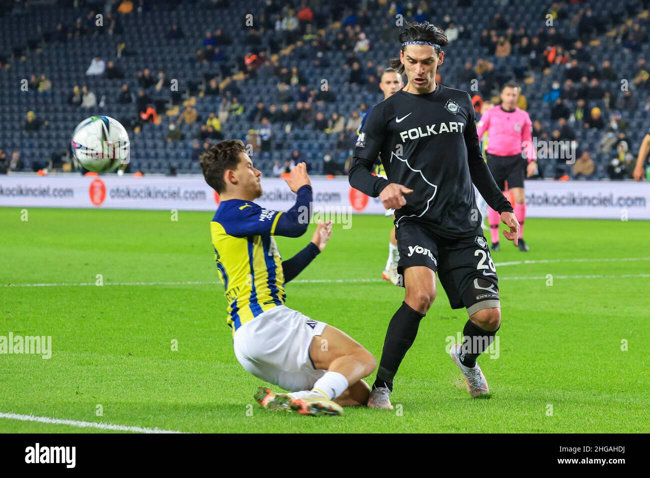 ISTANBUL, TURKEY - MAY 8: Emirhan İlkhan of Besiktas JK and Ferdi Kadıoglu  of Fenerbahce SK battle for possession during the Turkish Super Lig match  between Besiktas JK and Fenerbahce SK at