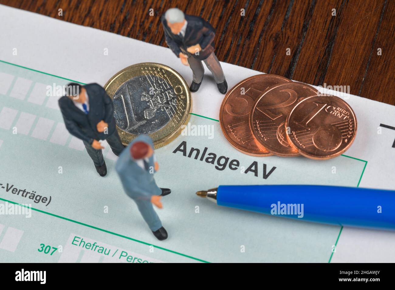 Annex AV, pension contributions, form, tax return Stock Photo - Alamy