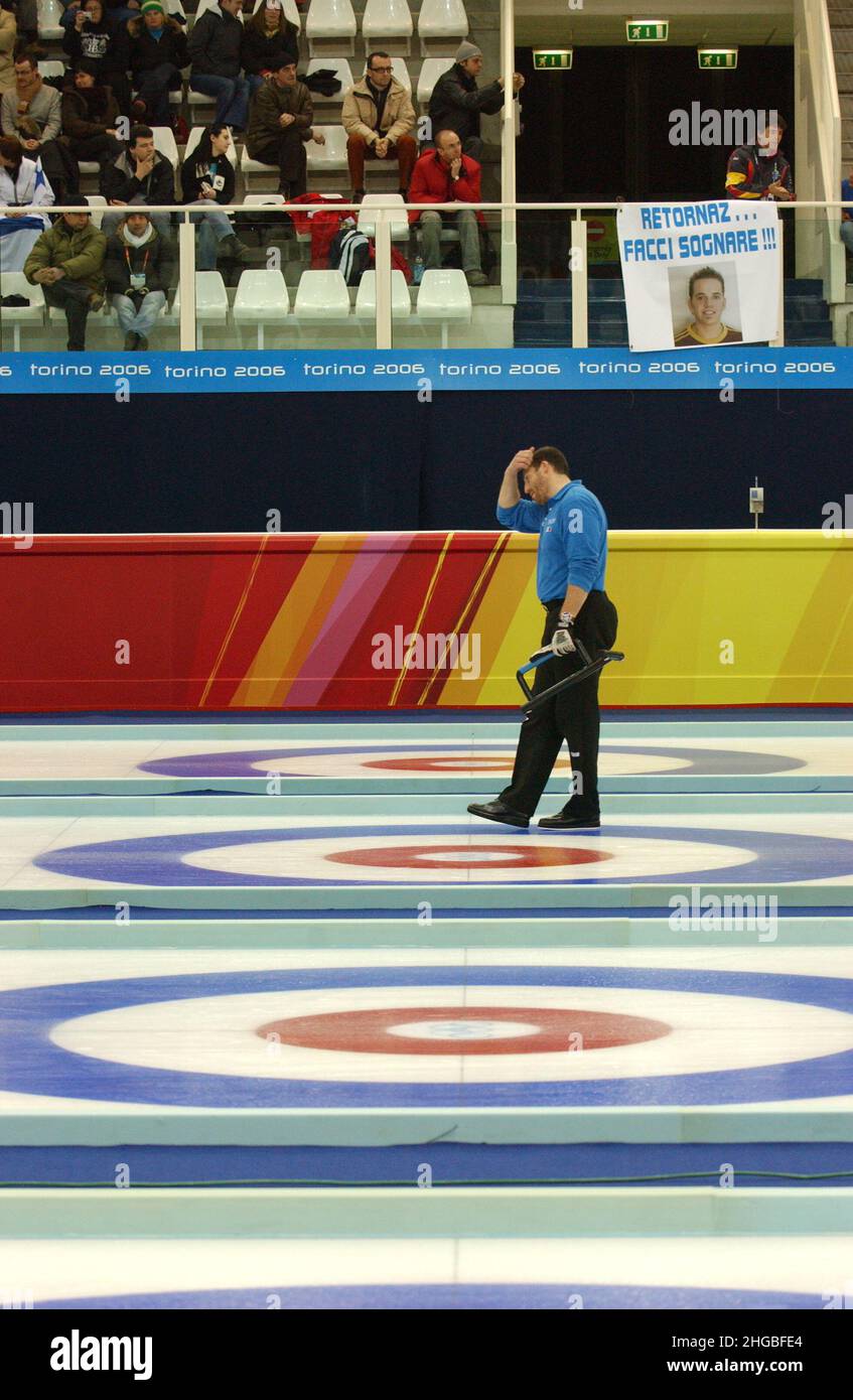 Curling rings hires stock photography and images Alamy