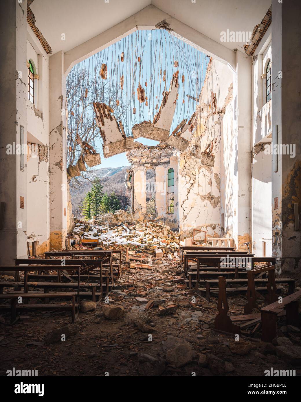 Abandoned decaying derelict church hi-res stock photography and images ...