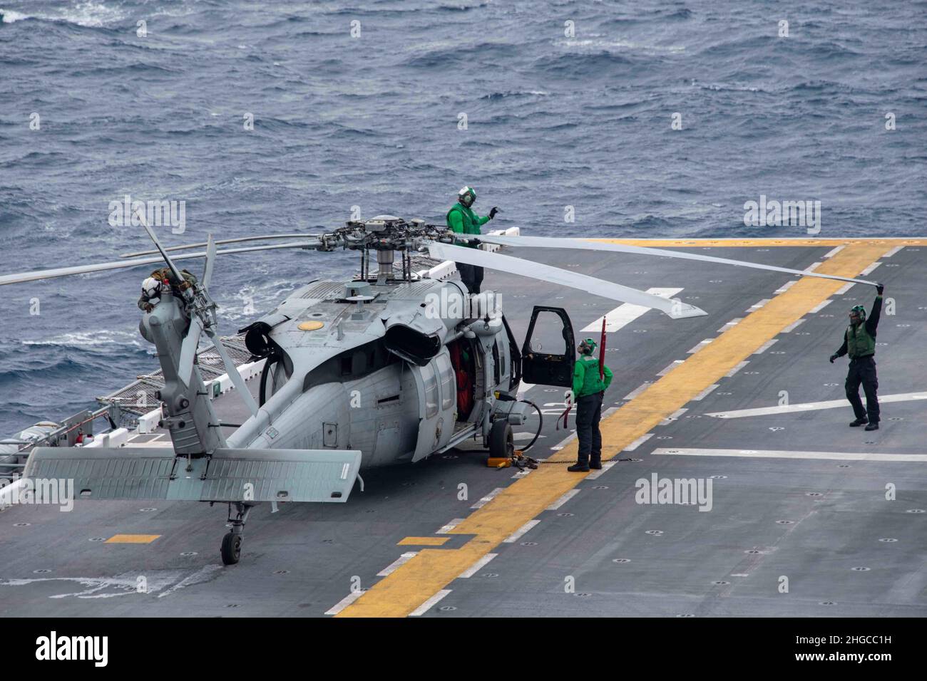 PHILIPPINE SEA (Jan. 18, 2022) A CH-53E Super Stallion helicopter from ...