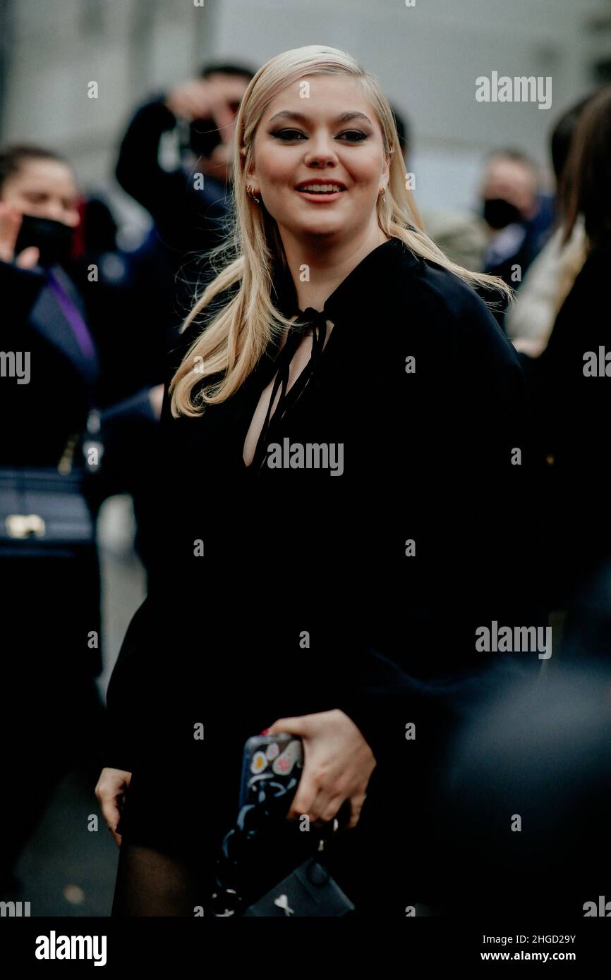 Street style, Louane arriving at Ami Fall-Winter 2022-2023 Menswear