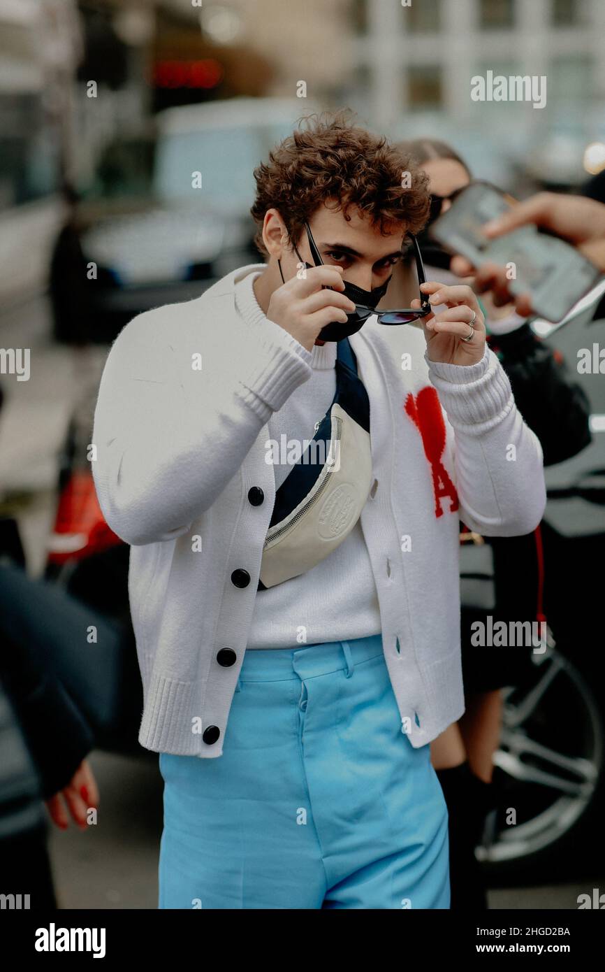 Street style, Miguel Herran arriving at Ami Fall-Winter 2022-2023 Menswear  show, held at Palais Brongniart, Paris, France, on January 19th, 2022.  Photo by Marie-Paola Bertrand-Hillion/ABACAPRESS.COM Stock Photo - Alamy