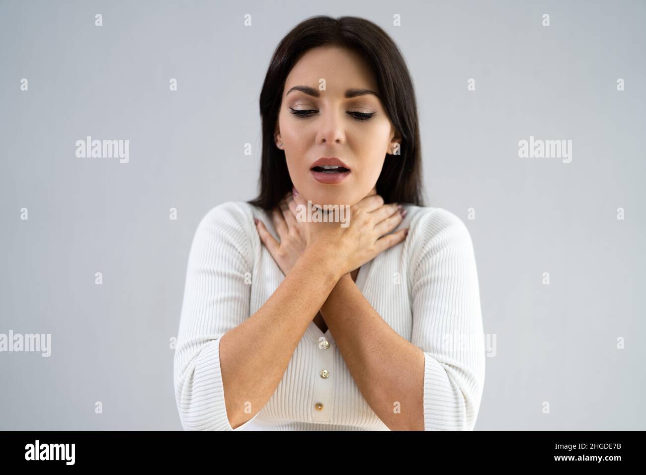 Throat pain cough swallow hires stock photography and images Alamy