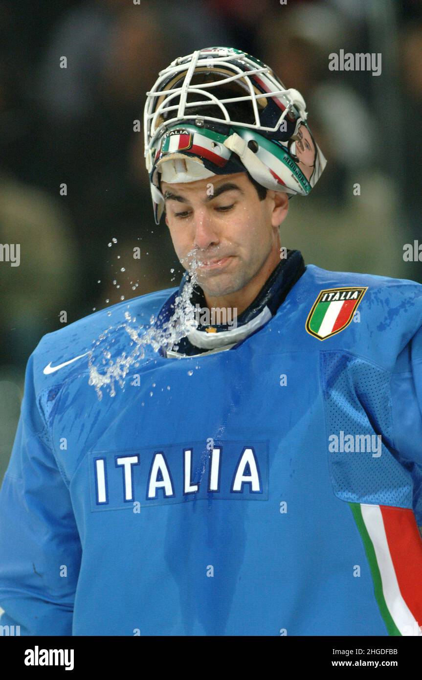 Italian national hockey team hi-res stock photography and images - Alamy