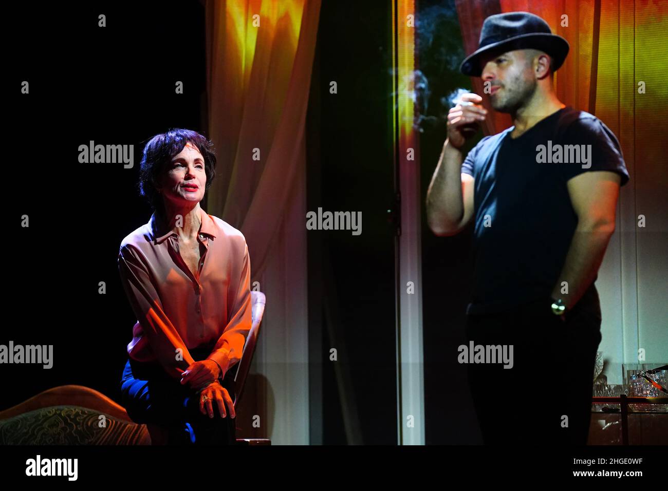Elizabeth McGovern as Ava Gardner and Anatol Yusef as Frank Sinatra