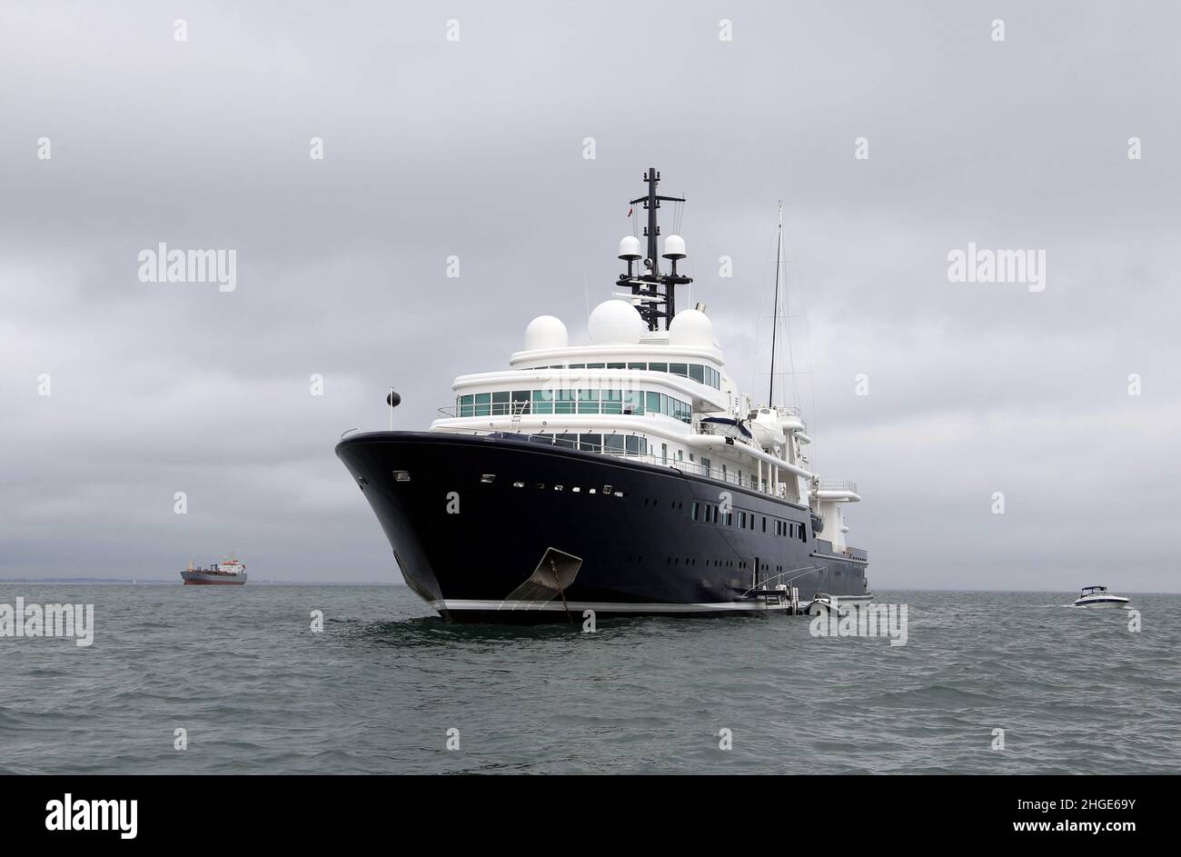 Superyacht Le Grand Bleu anchored off Bembridge Point, Isle of Wight, July 2021 Stock Photo