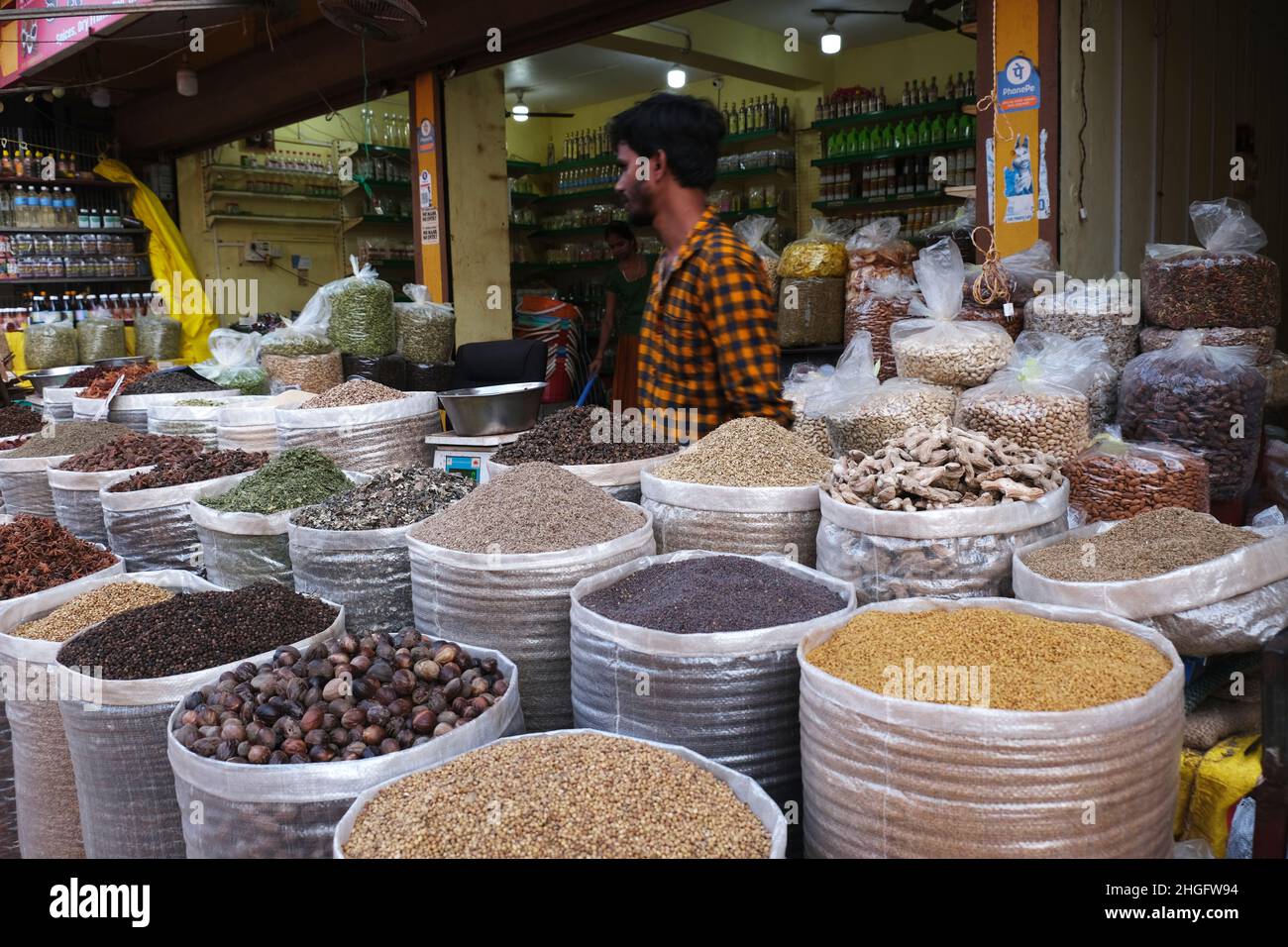 Seller of spices and spice hires stock photography and images Alamy