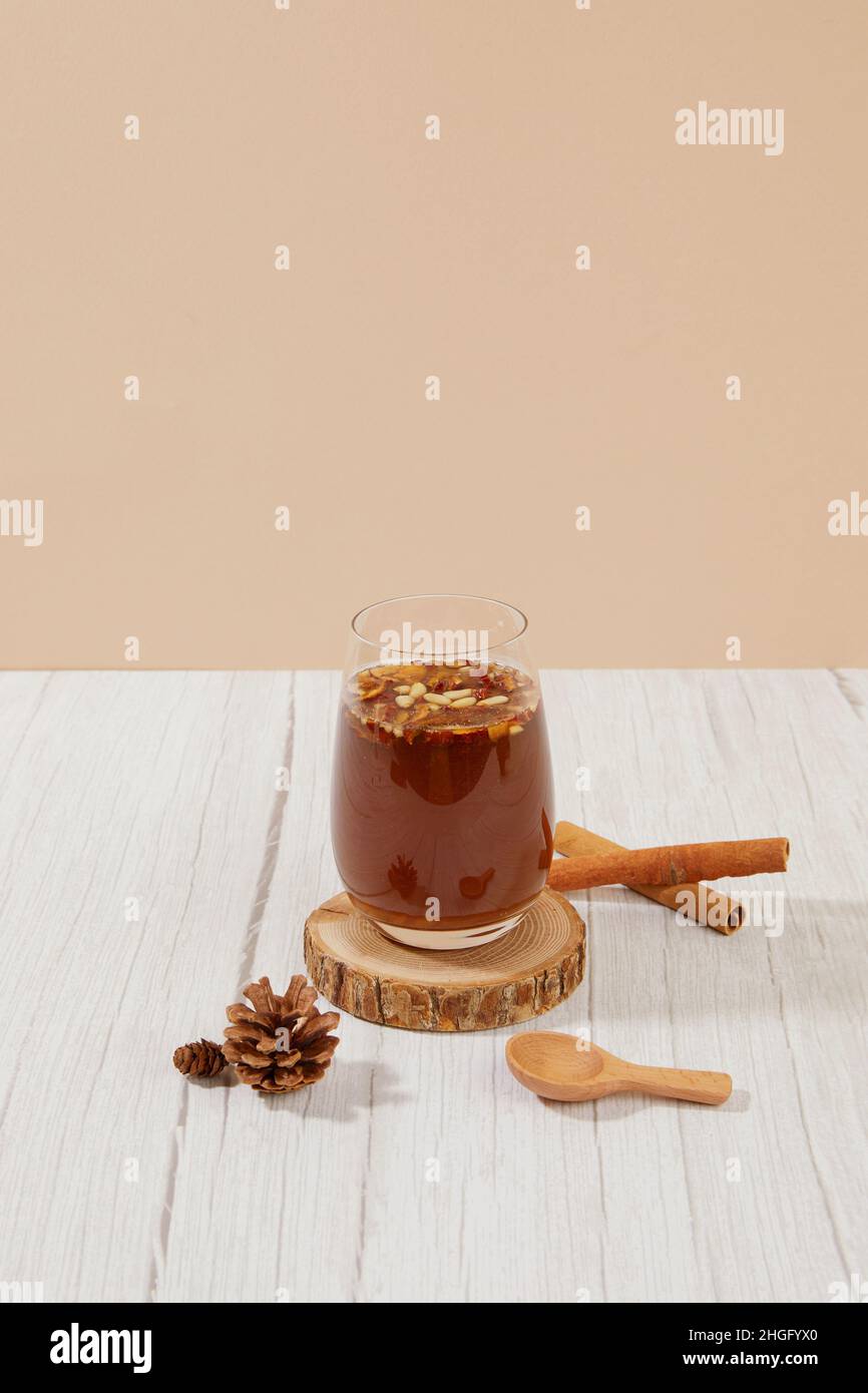 korean traditional dessert, herb tonic tea Stock Photo Alamy