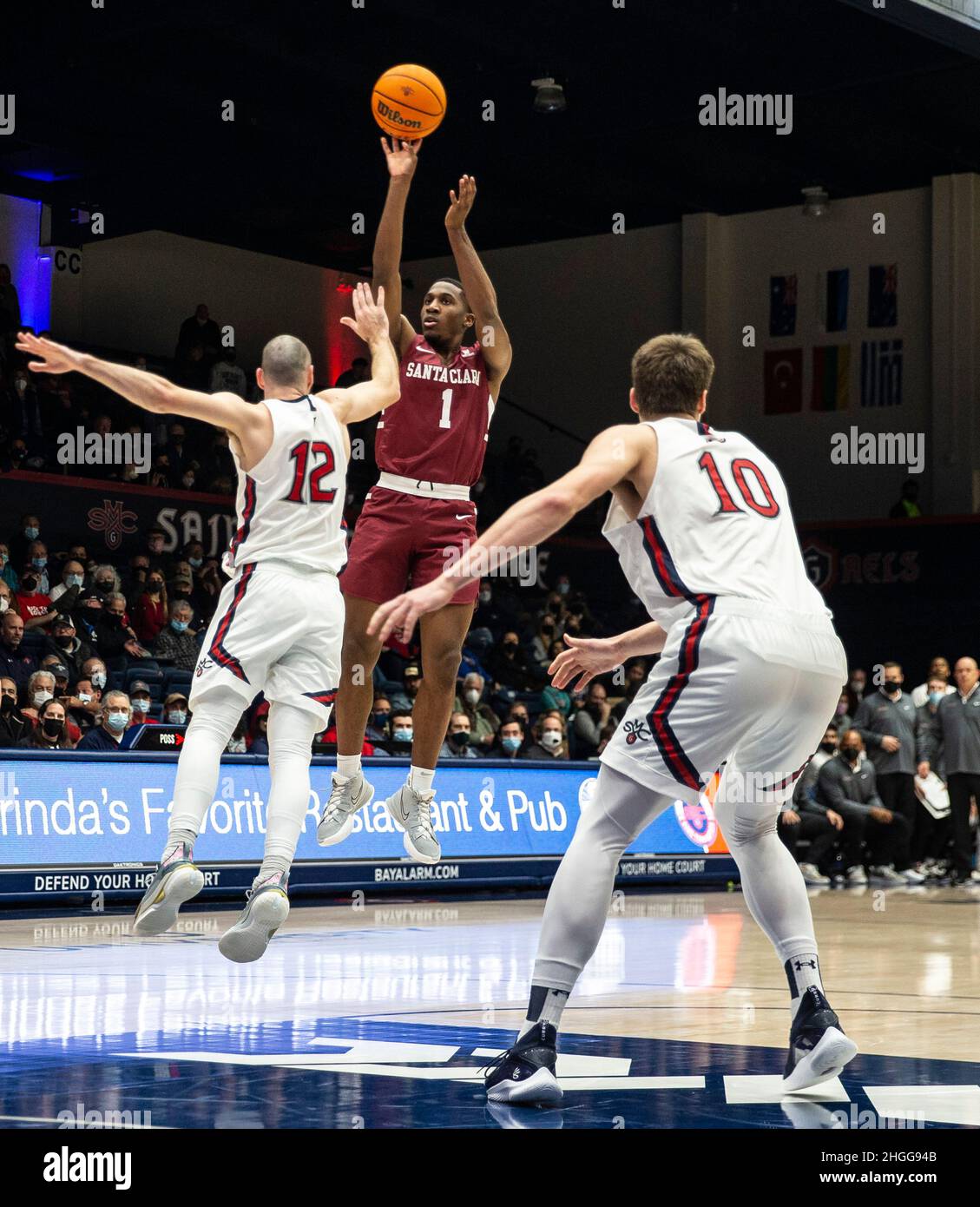 Moraga, CA U.S. 20th Jan, 2022. A. Santa Clara guard Carlos Stewart (1) takes a jump shot during the NCAA Men's Basketball game between Santa Clara Broncos and the Saint Mary's Gaels. Saint MaryÕs won 73-65 at University Credit Union Pavilion Moraga Calif. Thurman James/CSM/Alamy Live News Stock Photo