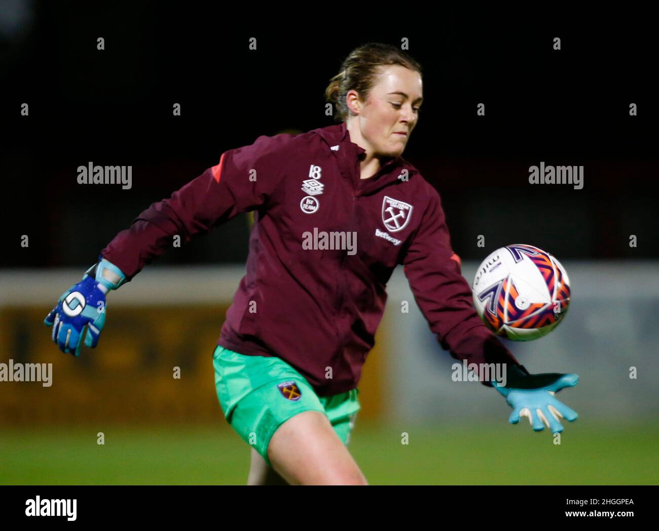 DAGENHAM, ENGLAND - JANUARY 19: Anna Leat of West Ham United WFC  during the pre-match warm-up   during  FA Women's Continental  League Cup Quarter Fi Stock Photo