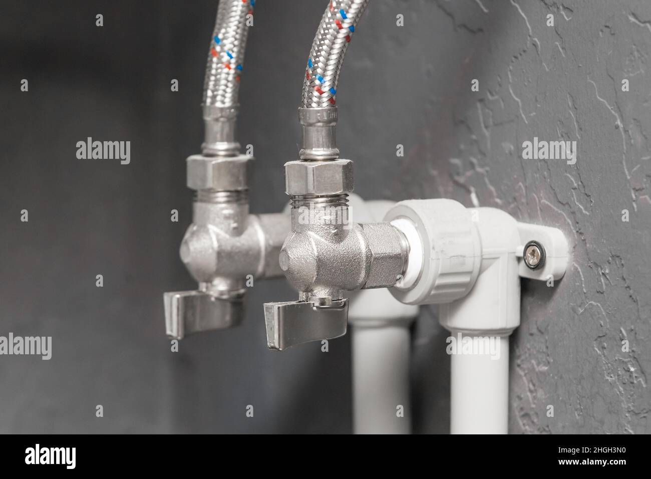 Tube connection system and boiler hot and cold water temperature