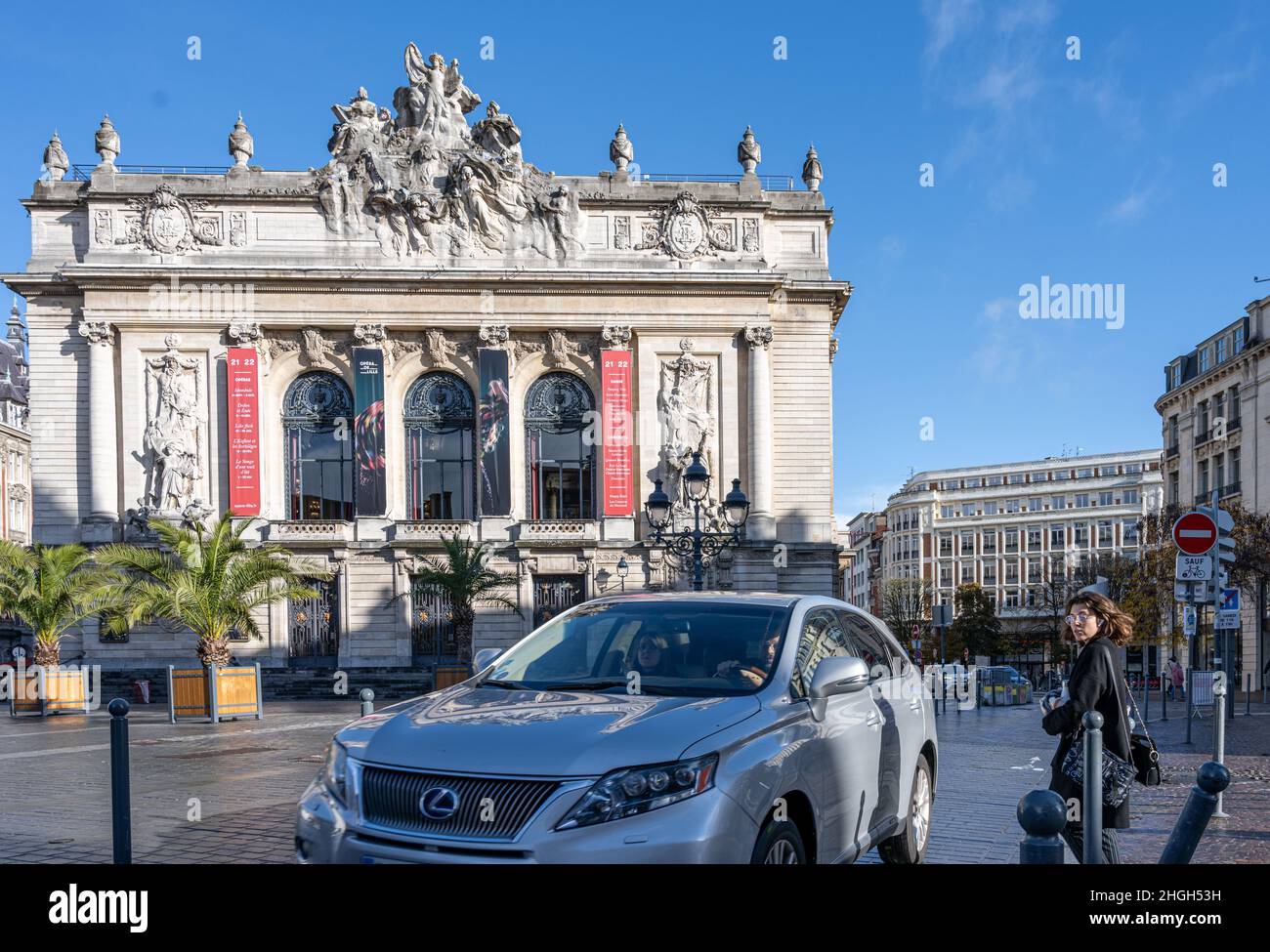 November 4, 2021 - Lille, France: La Grande Place, has a Flemish architecture similar to Belgium. Standing by the main square, La Grand Place, stands the Opera House built in neo-classical style Stock Photo